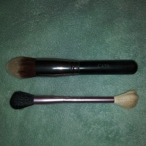 Makeup brushes